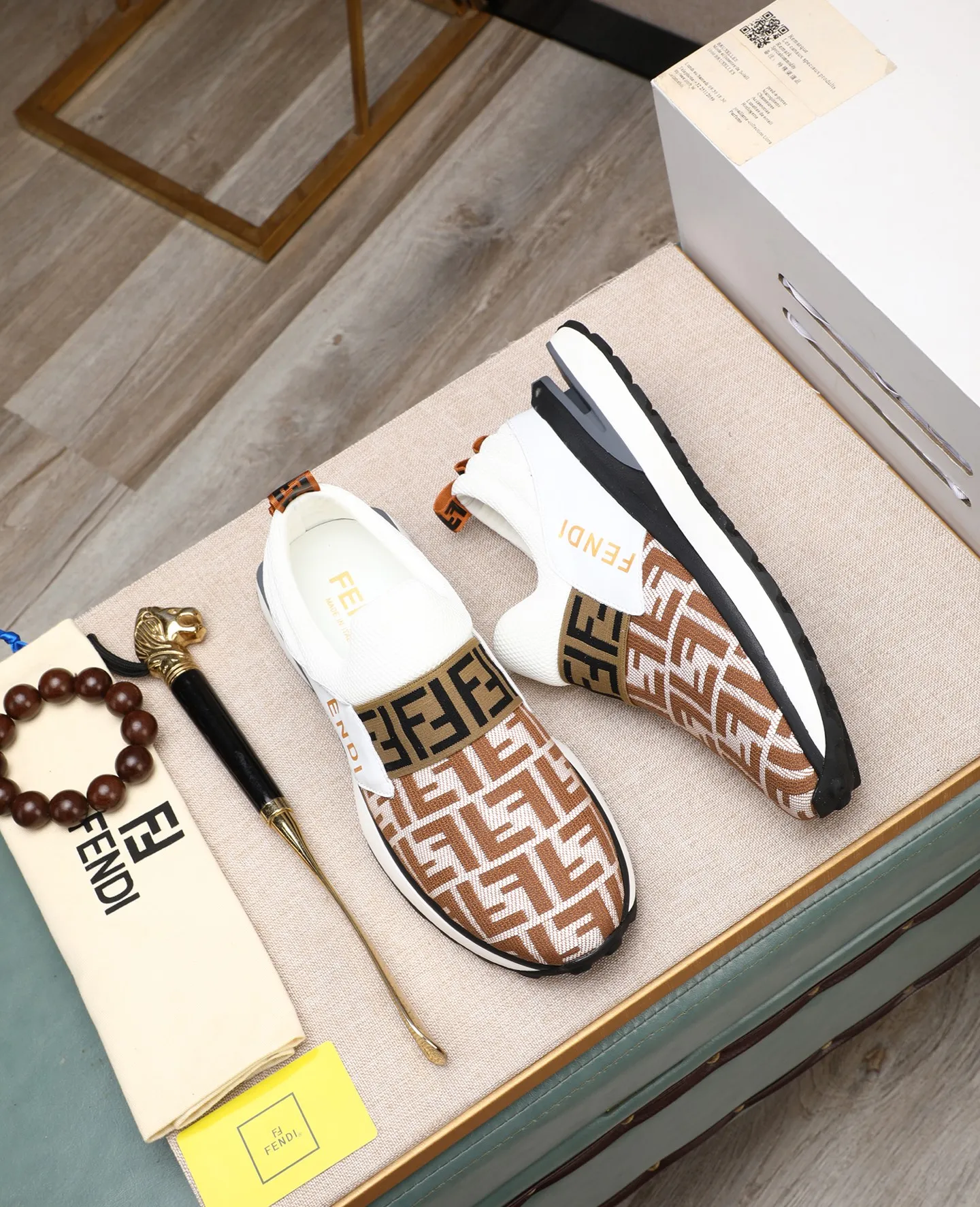 Men's shoes 💰460🕷🕷[FENDI] Fendi fashionable casual men's shoes 🇨🇳Original official website 1:1 model opening, new models are available first 💯Not high-profile but avant-garde, simple About low-key and fashionable, super versatile style 🌿 Made of original cowhide ➕ Pigskin lining 🎋 The version is comfortable on the feet, so rigorous for any small place, and the workmanship is first-class 🍍38-44 Large quantities in stock